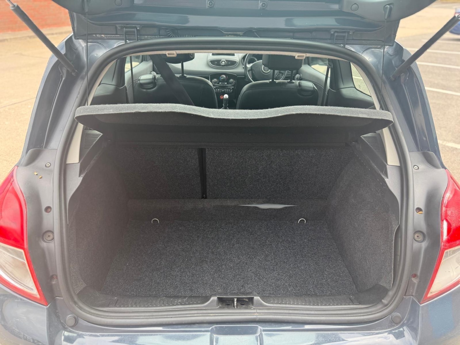 Vehicle 28