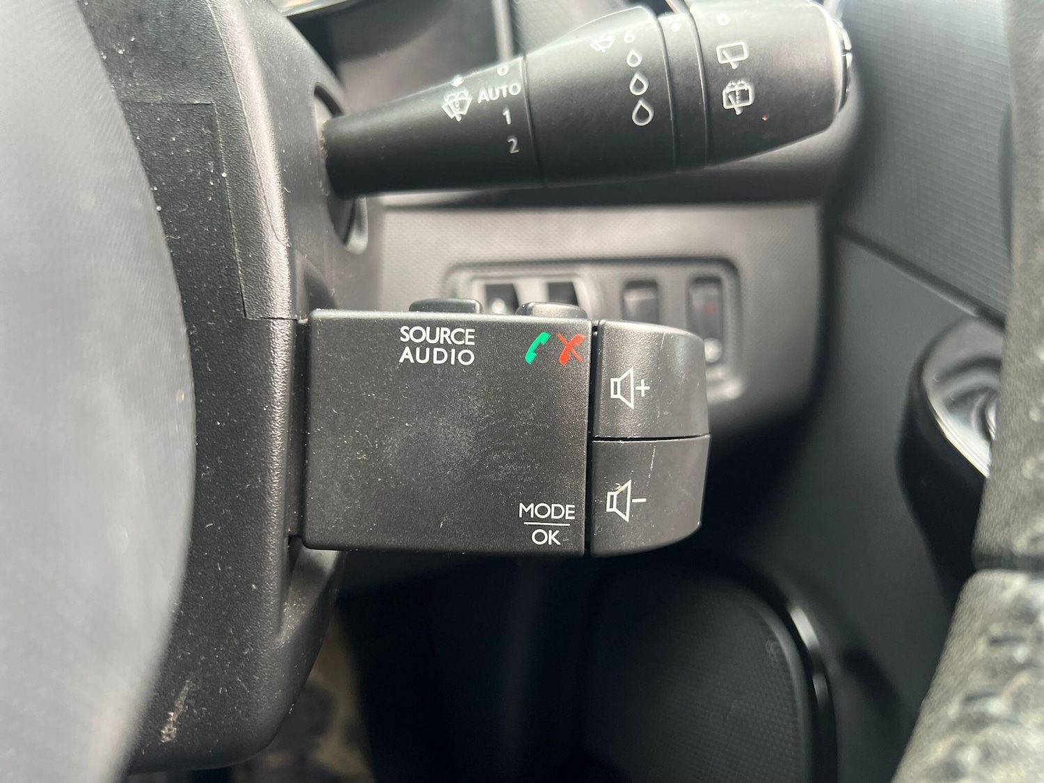 Used Renault Clio 2013 for sale - 76965591: Photo 18