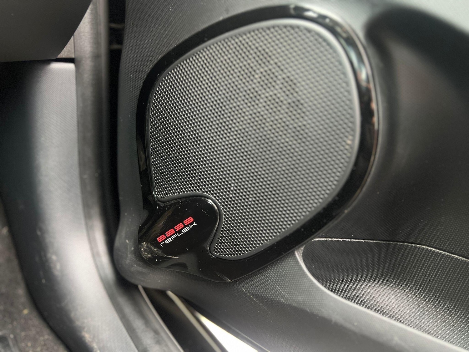 Used Renault Clio 2013 for sale - 76965591: Photo 19