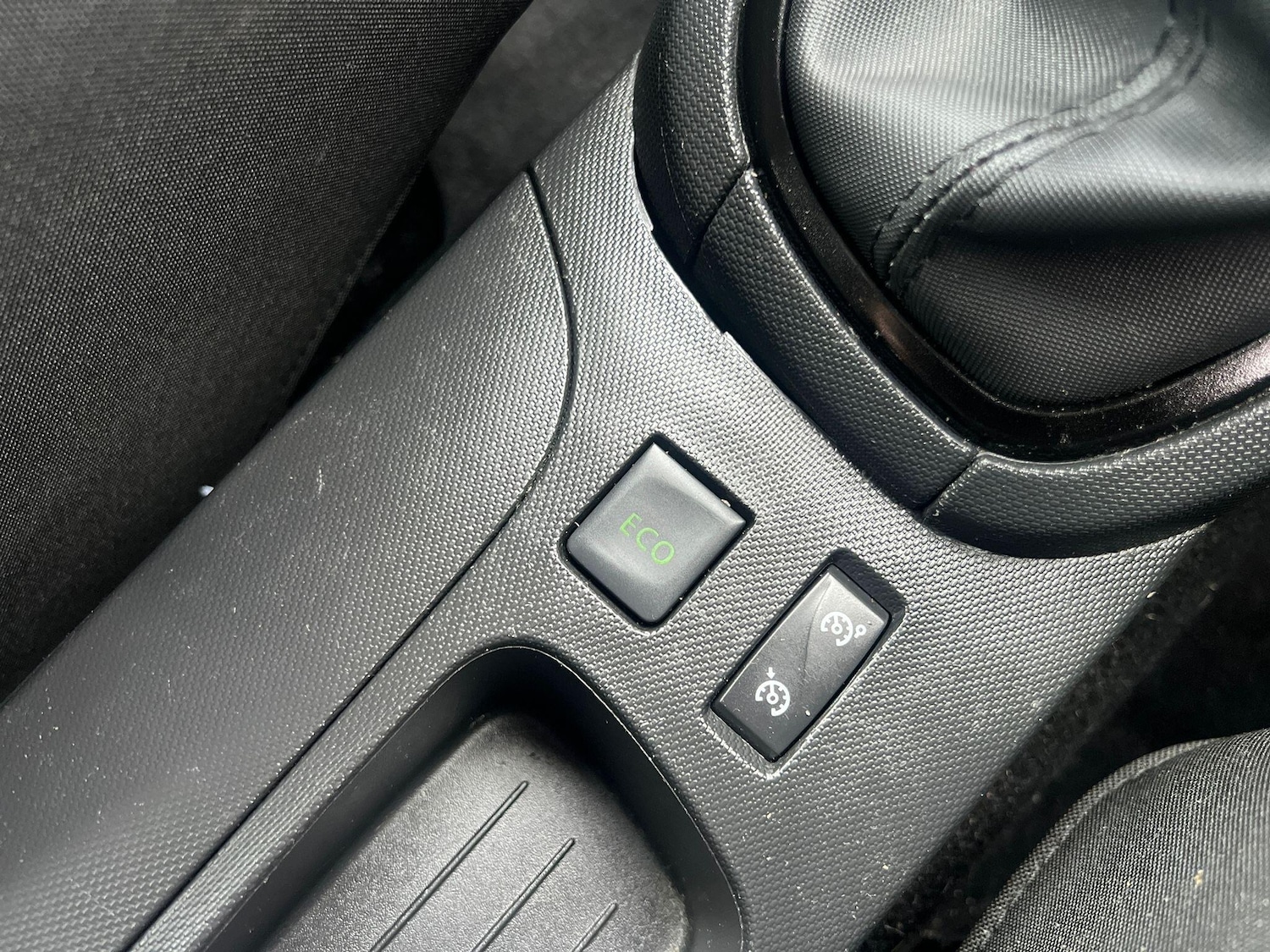 Used Renault Clio 2013 for sale - 76965591: Photo 22