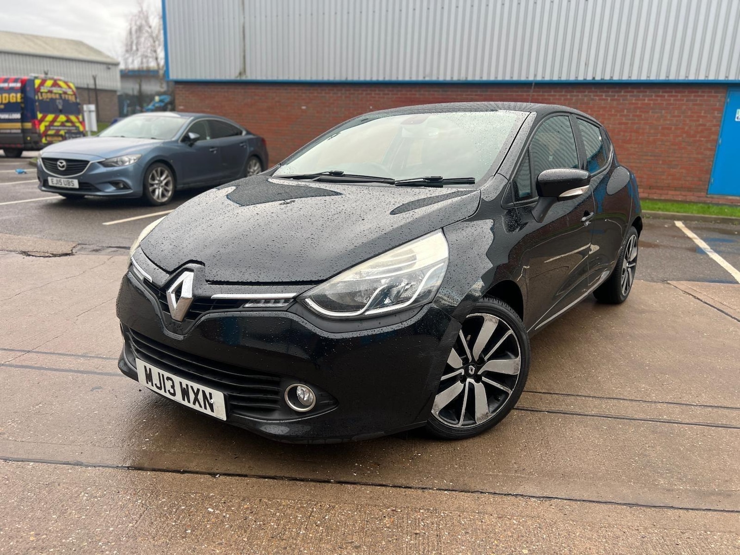 Used Renault Clio 2013 for sale - 76965591: Photo 6