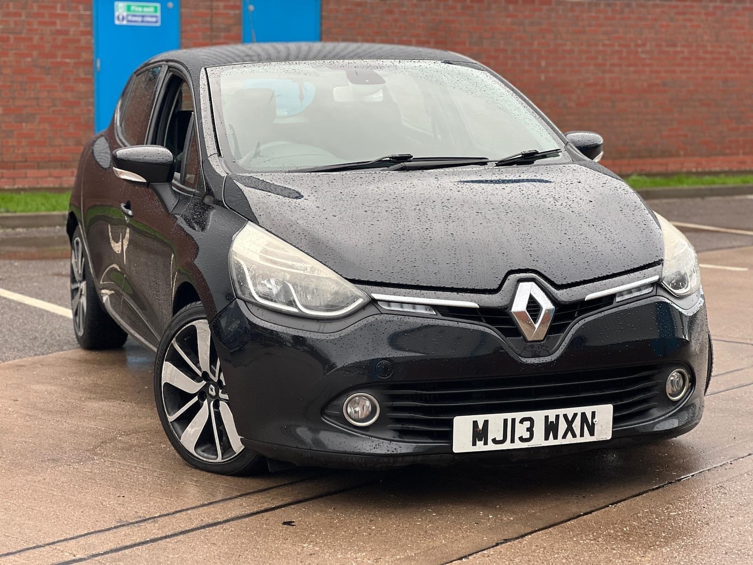 Used Renault Clio 2013 for sale - 76965591: Photo 9