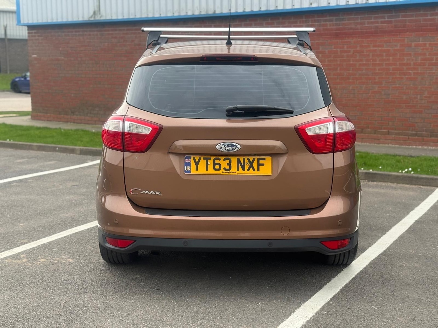 Used Ford C-Max 2013 for sale - 77993532: Photo 2