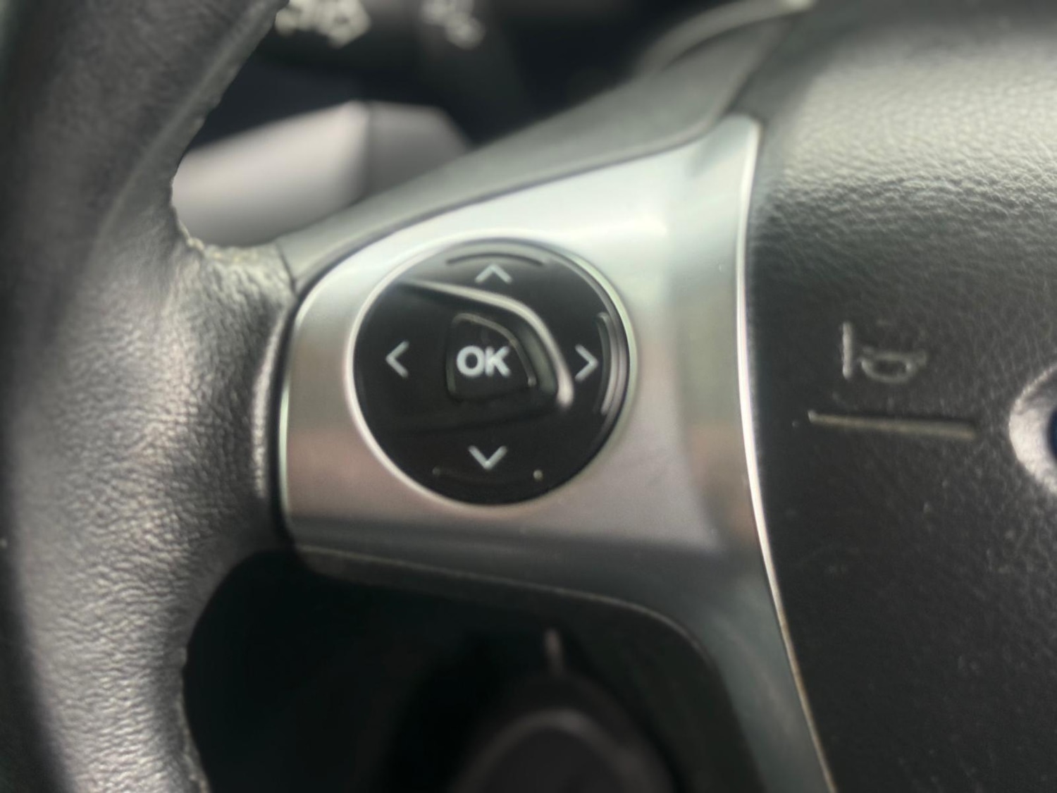 Used Ford C-Max 2013 for sale - 77993532: Photo 22