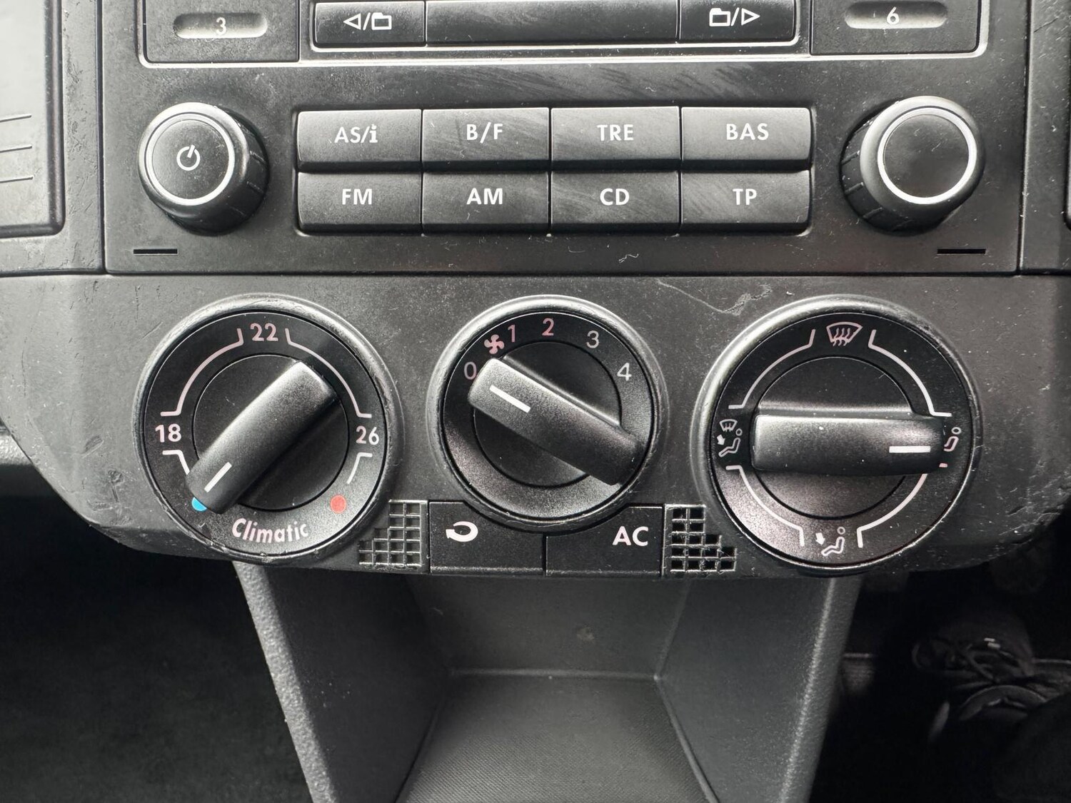 Used Volkswagen Polo 2009 for sale - 77909755: Photo 18