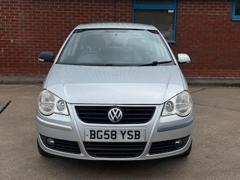 Used Volkswagen Polo 2009 for sale - 77909755: Photo