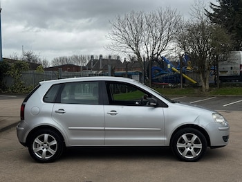 Used Volkswagen Polo 2009 for sale - 77909755: Photo