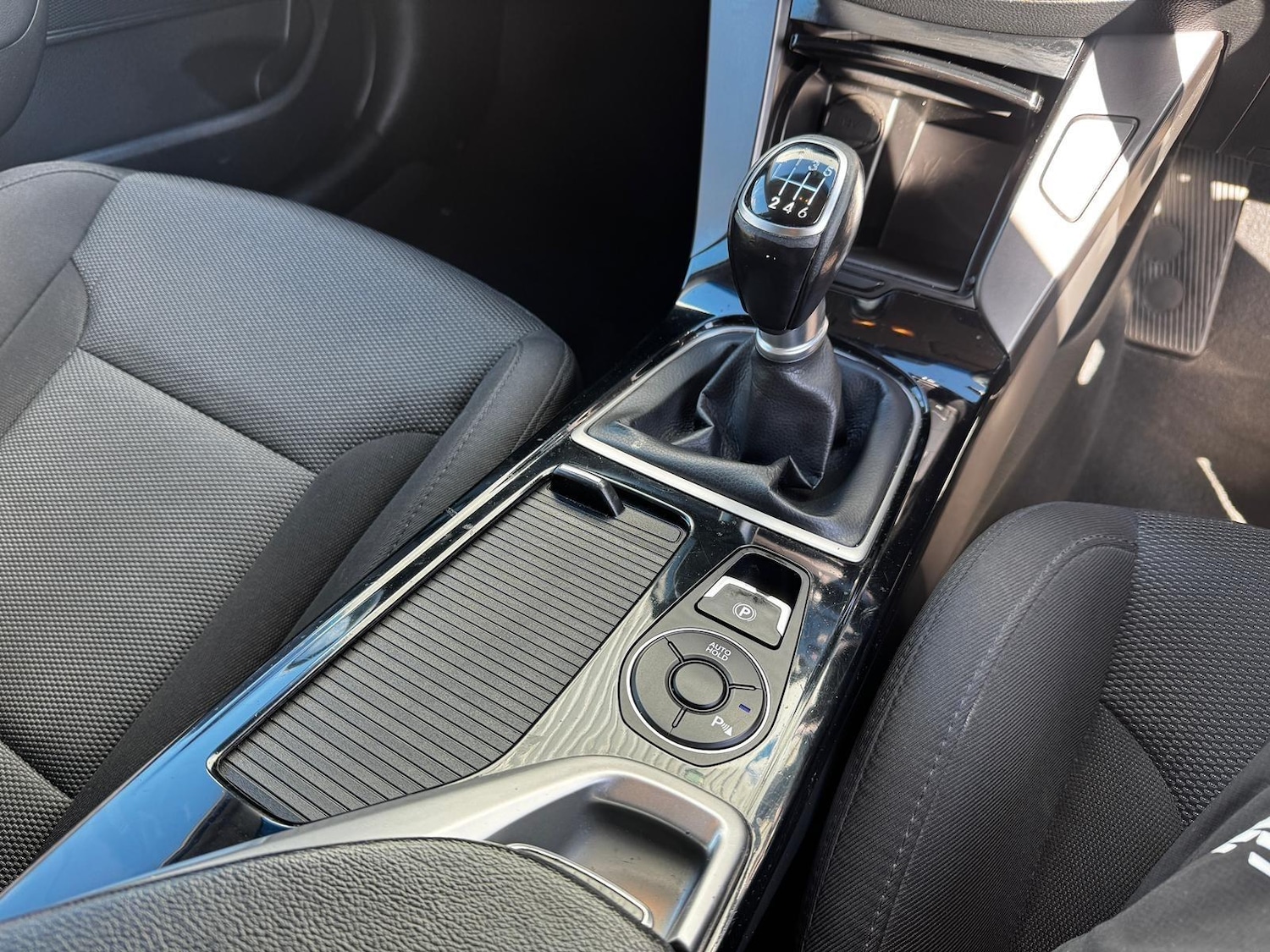 Used Hyundai i40 2013 for sale - 77823789: Photo 18