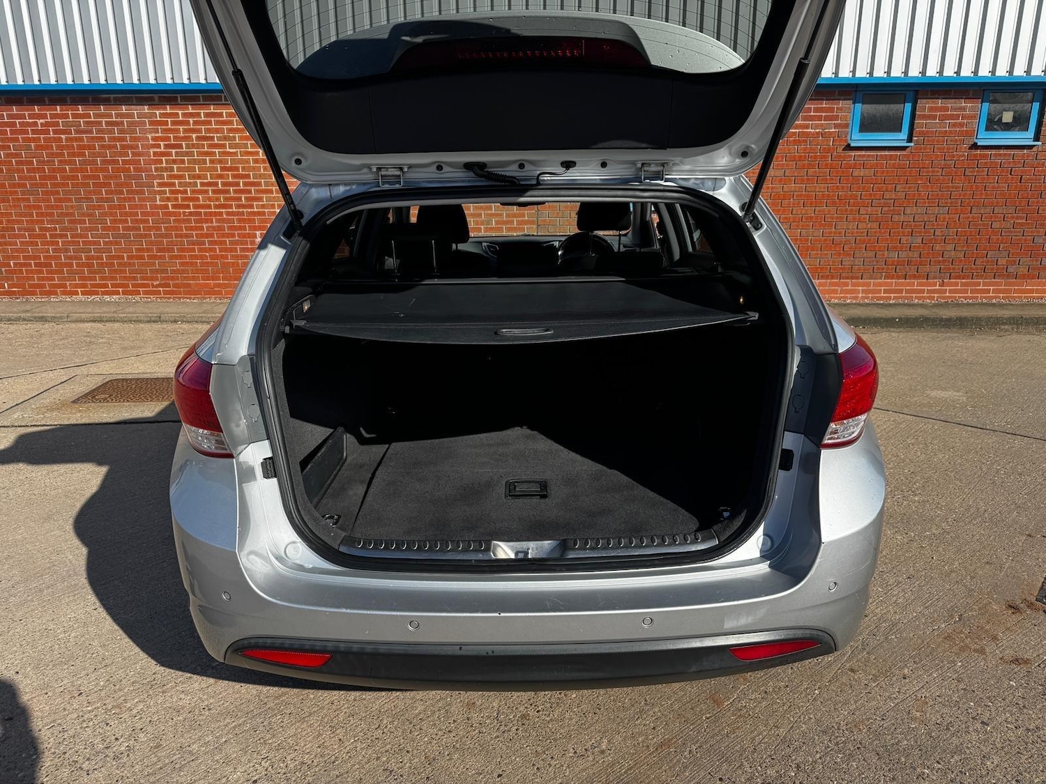 Used Hyundai i40 2013 for sale - 77823789: Photo 25