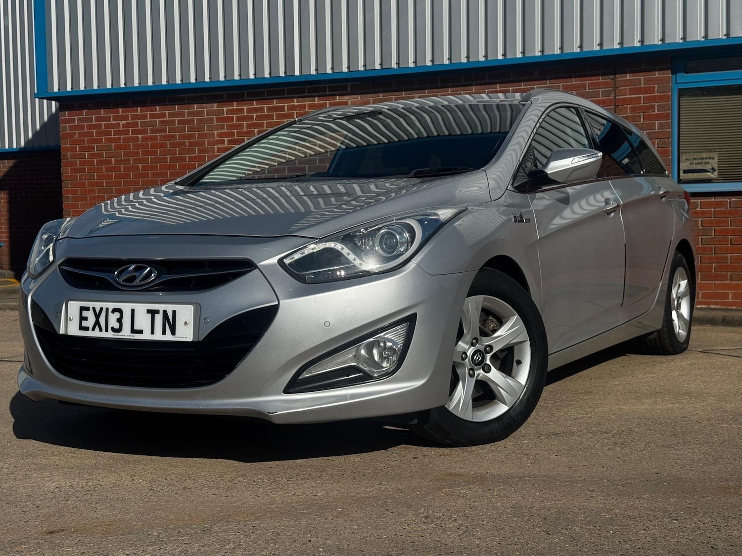 Used Hyundai i40 2013 for sale - 77823789: Photo 9
