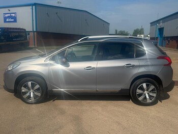 Used Peugeot 2008 2014 for sale - 78528549: Photo