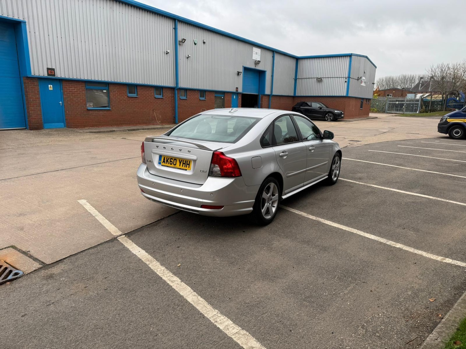 Used Volvo S40 2010 for sale - 76513277: Photo 10