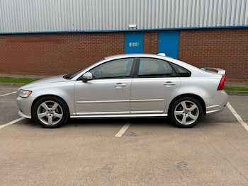 Used Volvo S40 2010 for sale - 76513277: Photo