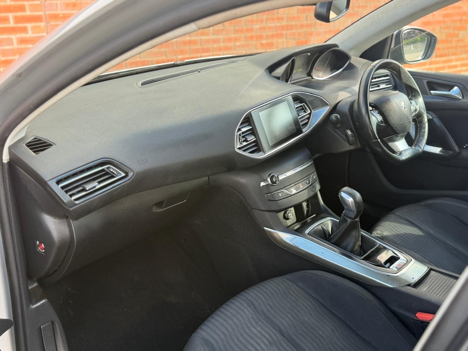 Used Peugeot 308 2014 for sale - 77892102: Photo 15