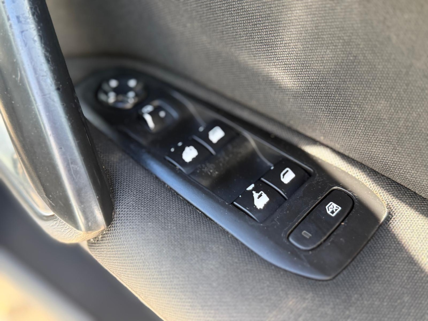 Used Peugeot 308 2014 for sale - 77892102: Photo 24