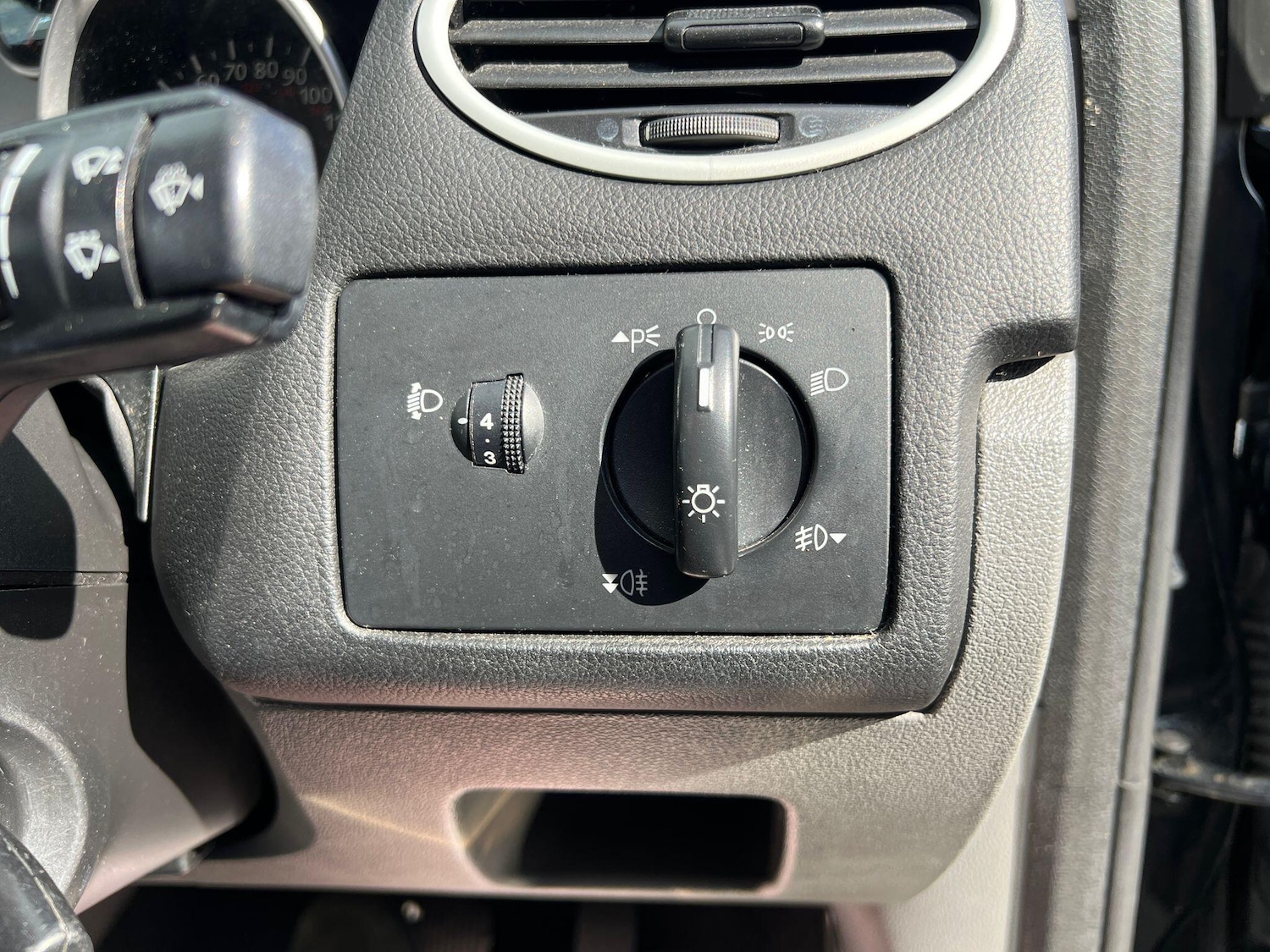 Used Ford Focus 2009 for sale - 76988776: Photo 17