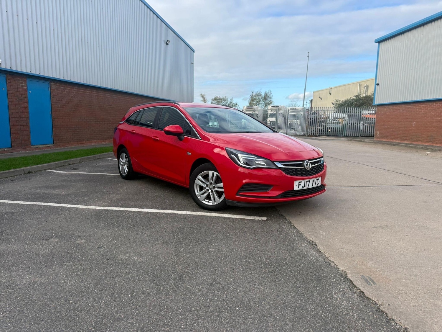 Used Vauxhall Astra 2017 for sale - 76991600: Photo 11