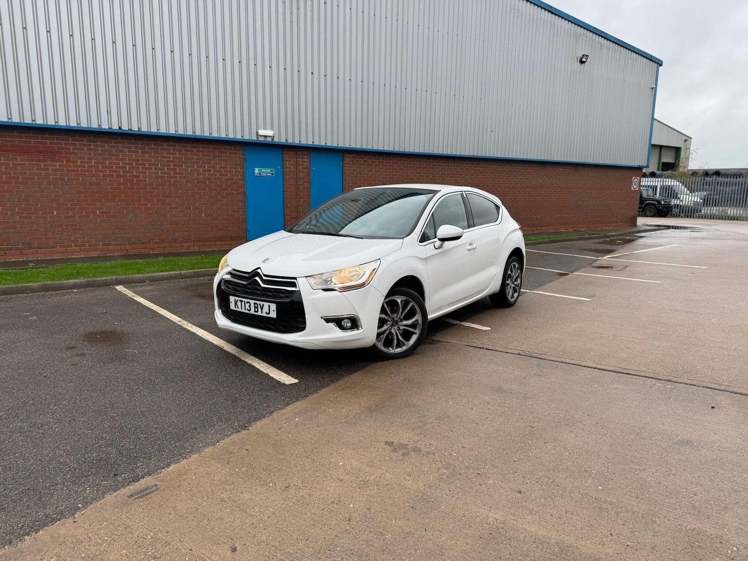 Used Citroen DS4 2013 for sale - 76549255: Photo 8