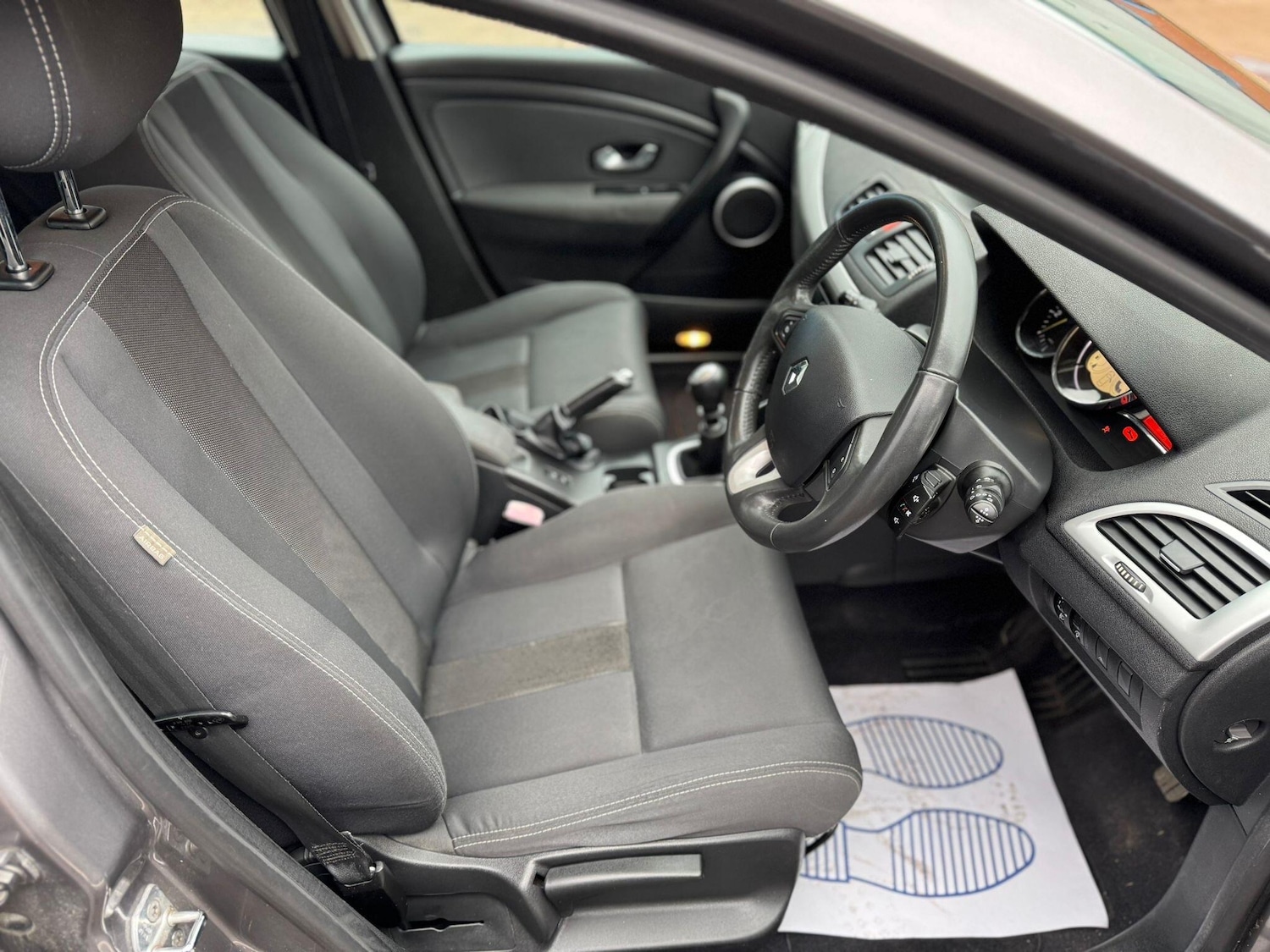 Used Renault Megane 2009 for sale - 77315264: Photo 15