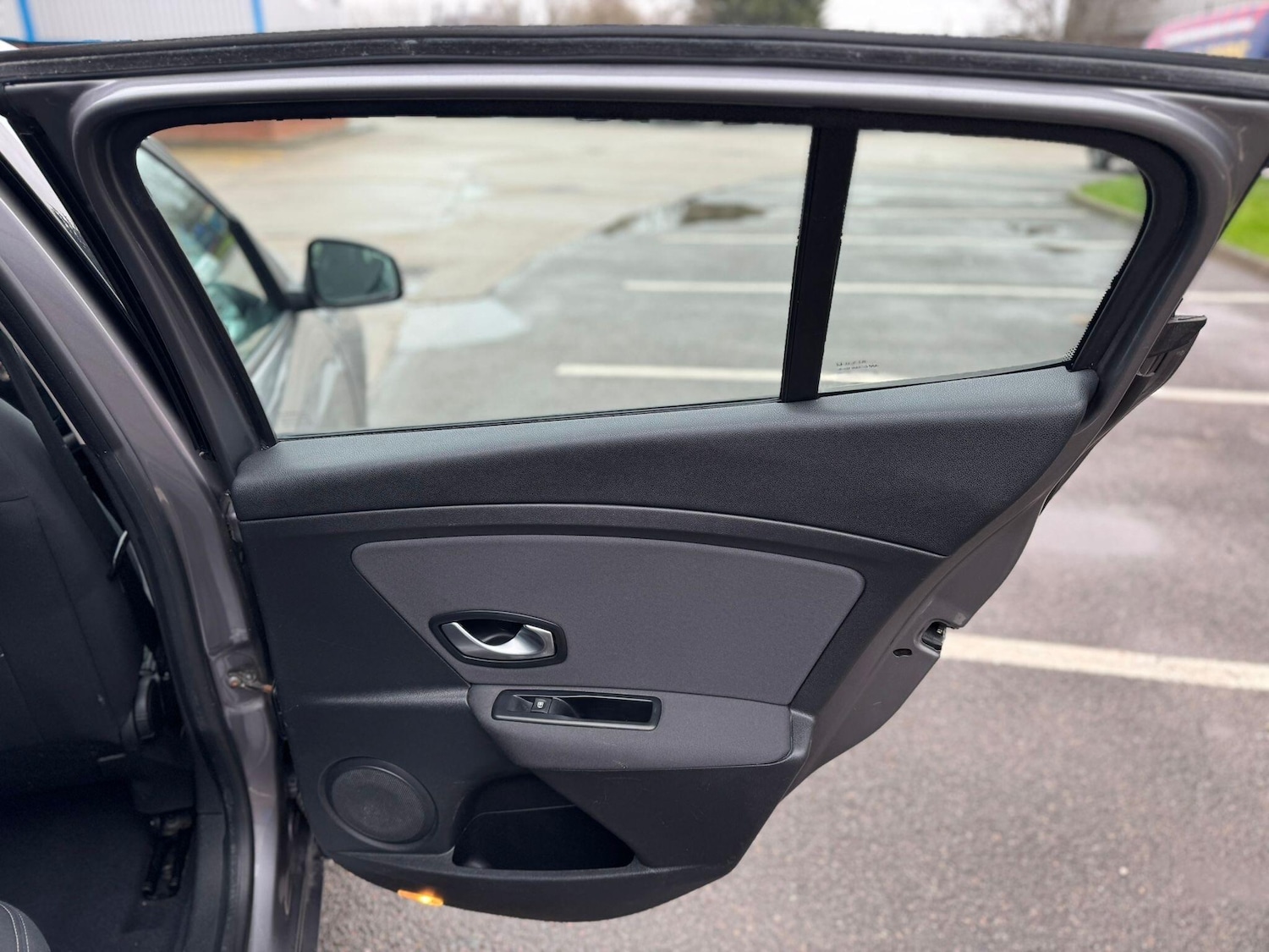 Used Renault Megane 2009 for sale - 77315264: Photo 16