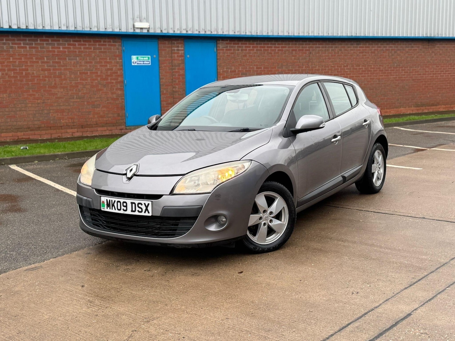 Used Renault Megane 2009 for sale - 77315264: Photo 5