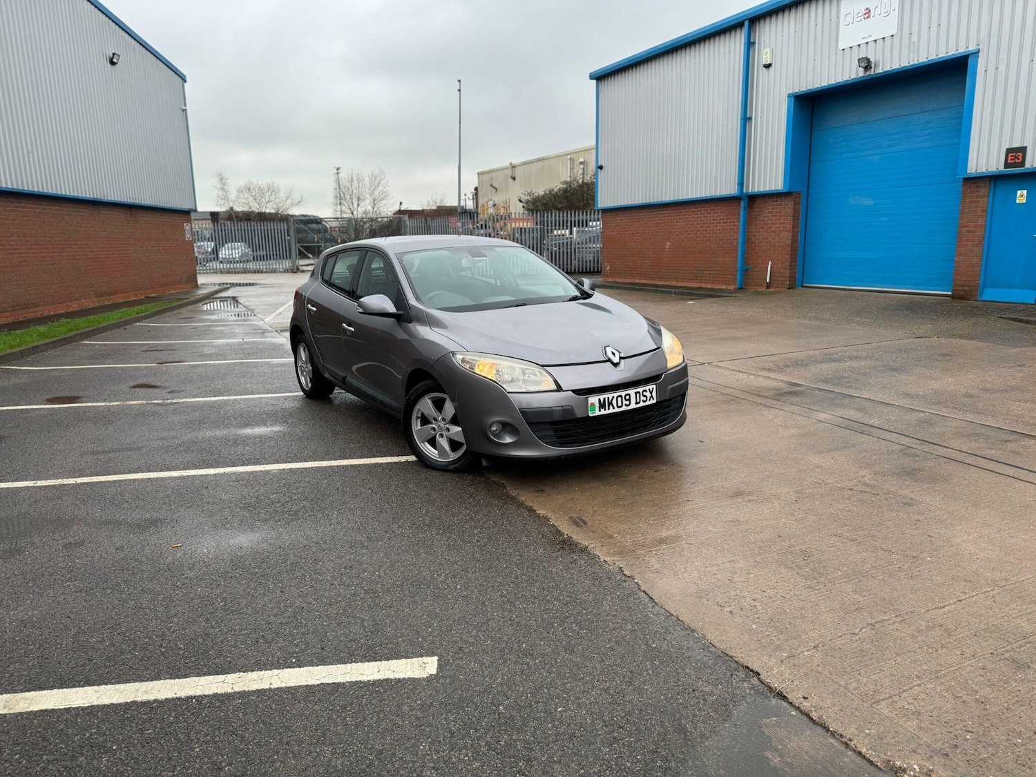 Used Renault Megane 2009 for sale - 77315264: Photo 7