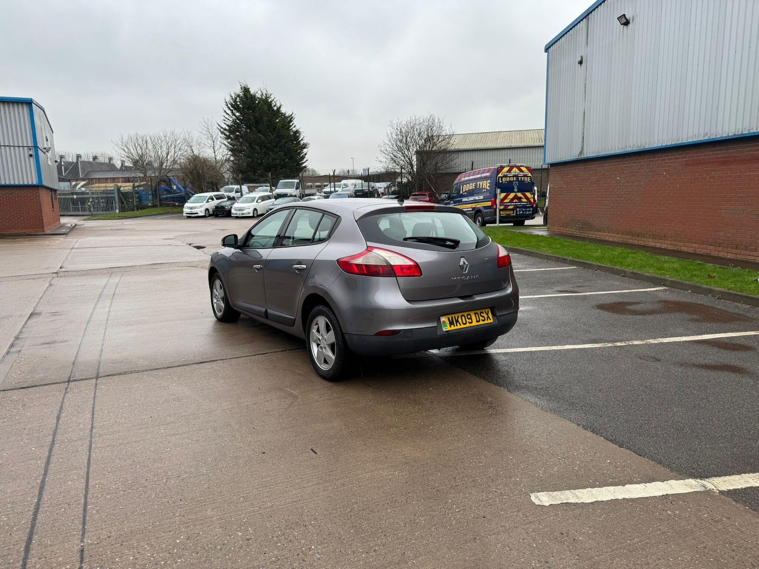 Used Renault Megane 2009 for sale - 77315264: Photo 9