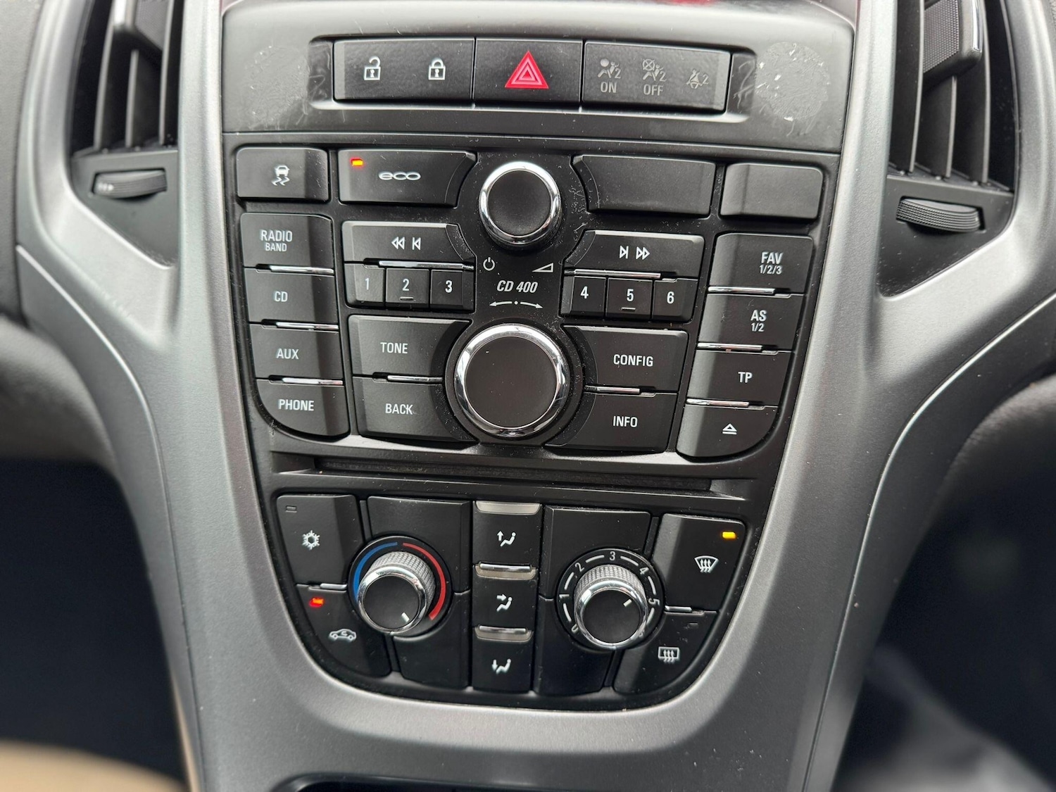 Used Vauxhall Astra 2015 for sale - 77290834: Photo 23