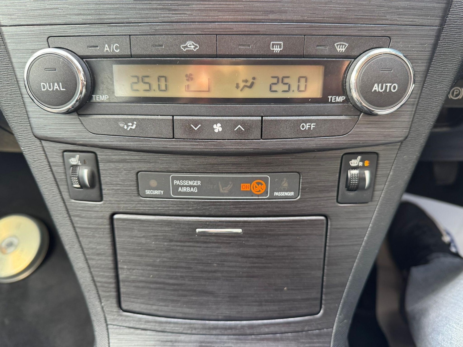 Used Toyota Avensis 2011 for sale - 78141478: Photo 19