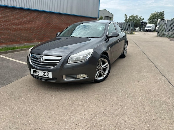 Used Vauxhall Insignia 2011 for sale - 74958167: Photo 3