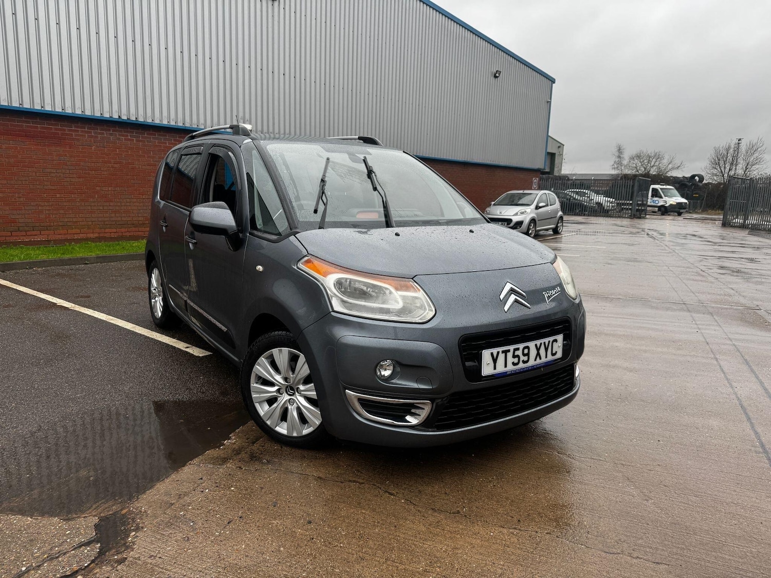Used Citroen C3 Picasso 2009 for sale - 77344690: Photo 9