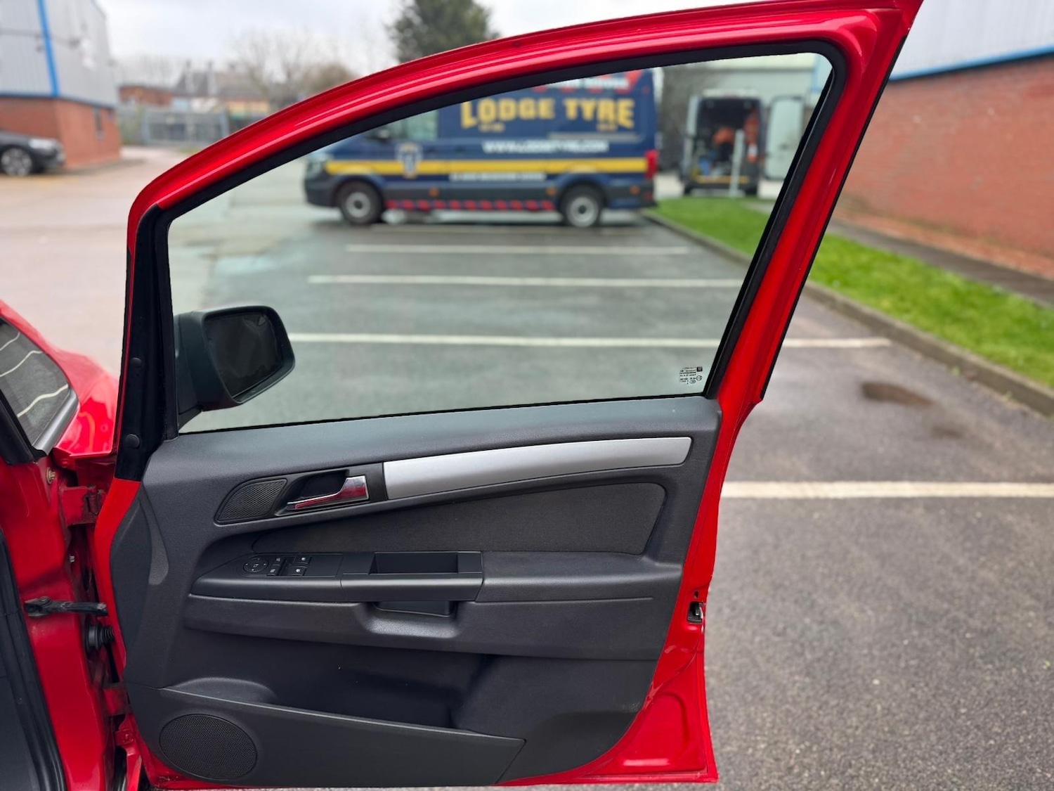 Used Vauxhall Zafira 2013 for sale - 77441154: Photo 20