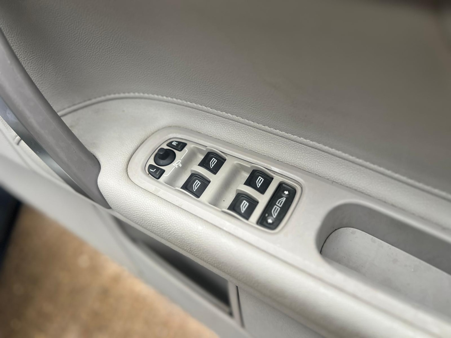 Used Volvo C70 2009 for sale - 76976409: Photo 17