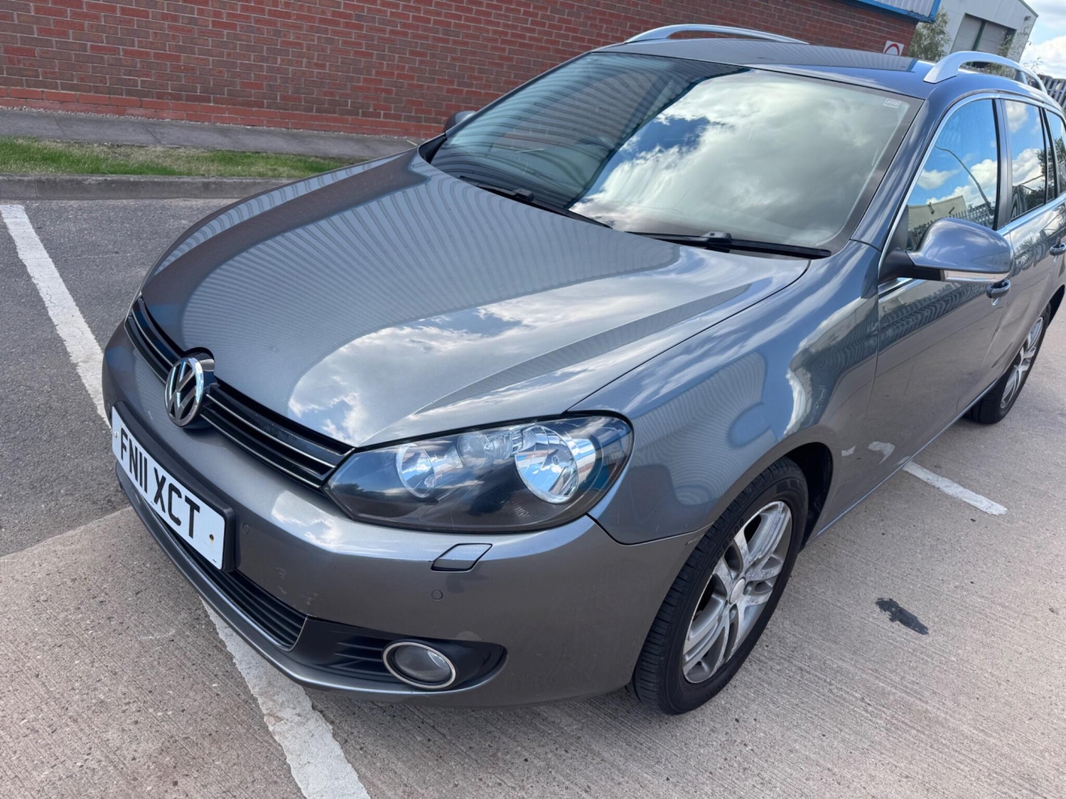 Used Volkswagen Golf 2011 for sale - 76071707: Photo 10