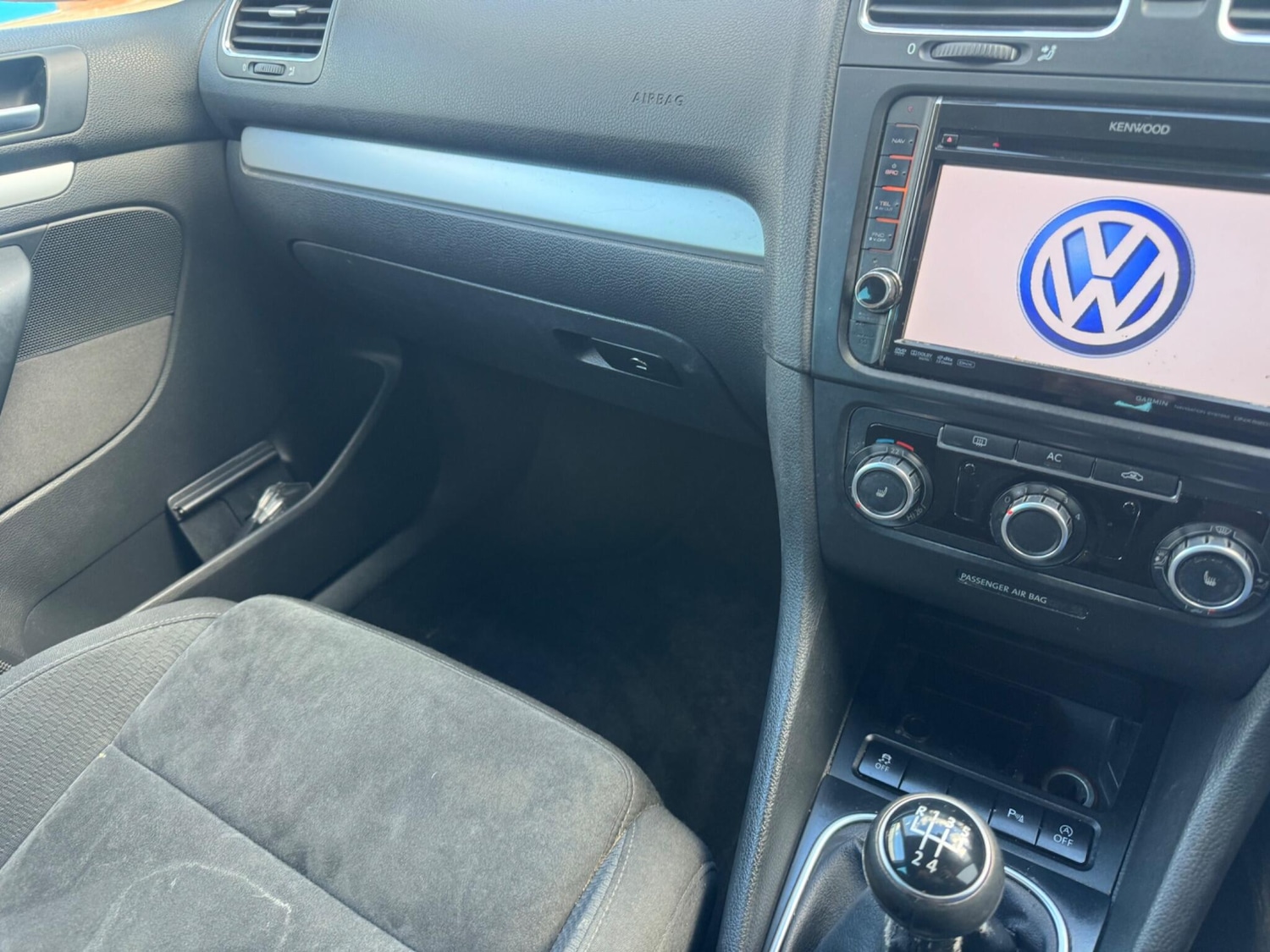 Used Volkswagen Golf 2011 for sale - 76071707: Photo 24
