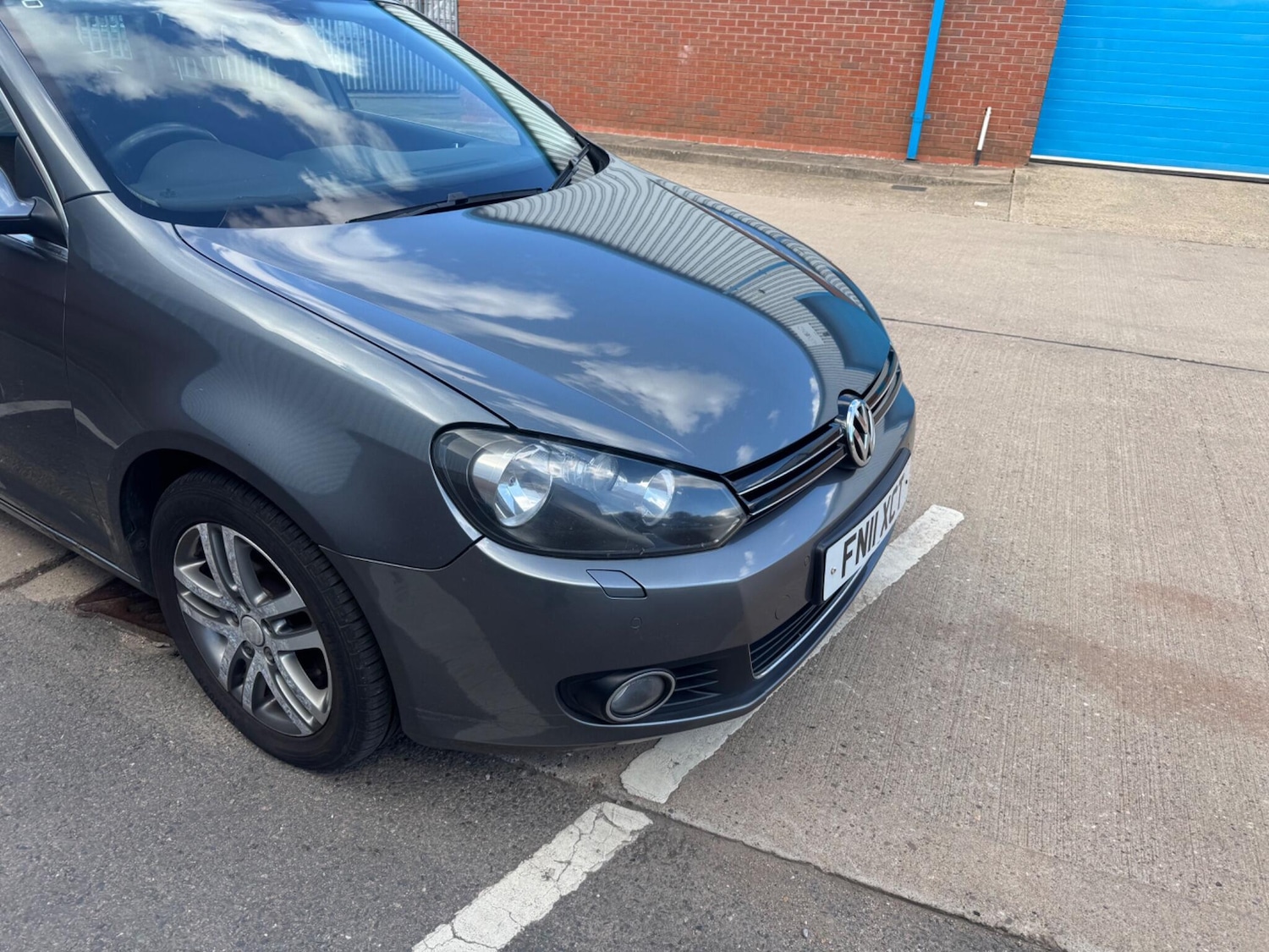 Used Volkswagen Golf 2011 for sale - 76071707: Photo 9
