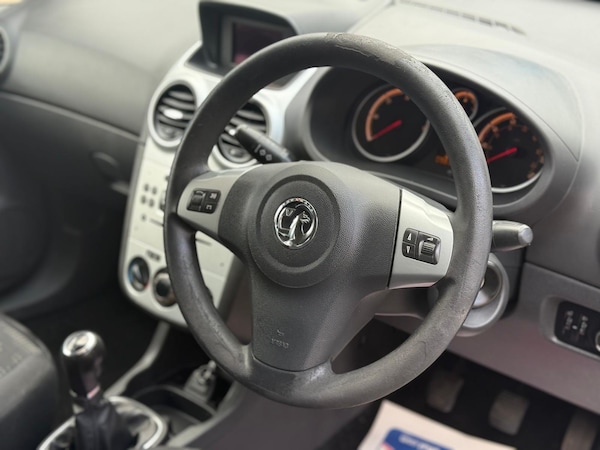 Used Vauxhall Corsa 2013 for sale - 75990180: Photo 21