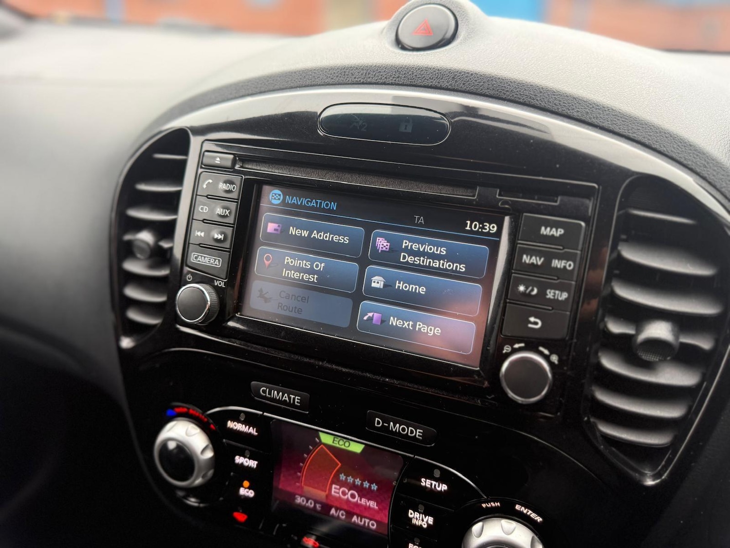 Used Nissan Juke 2015 for sale - 76318248: Photo 28