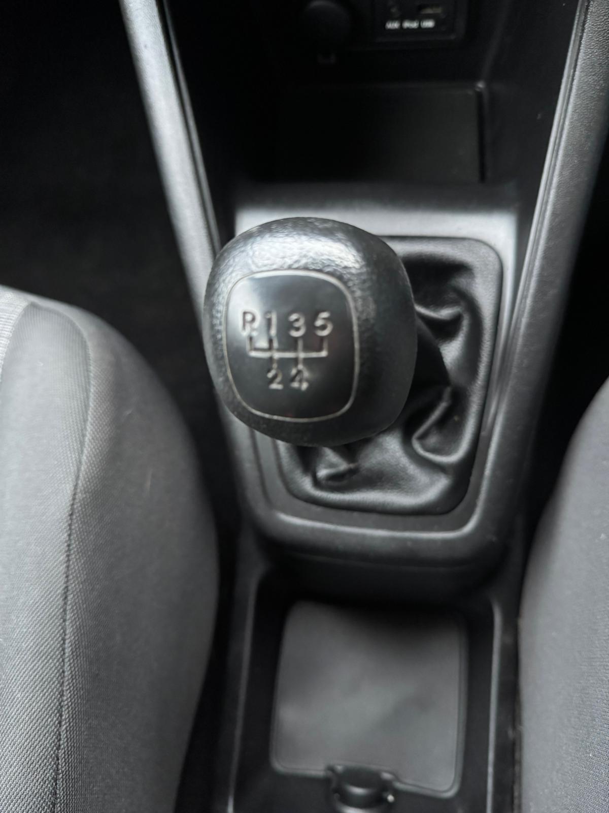 Used Kia Venga 2010 for sale - 77331732: Photo 14