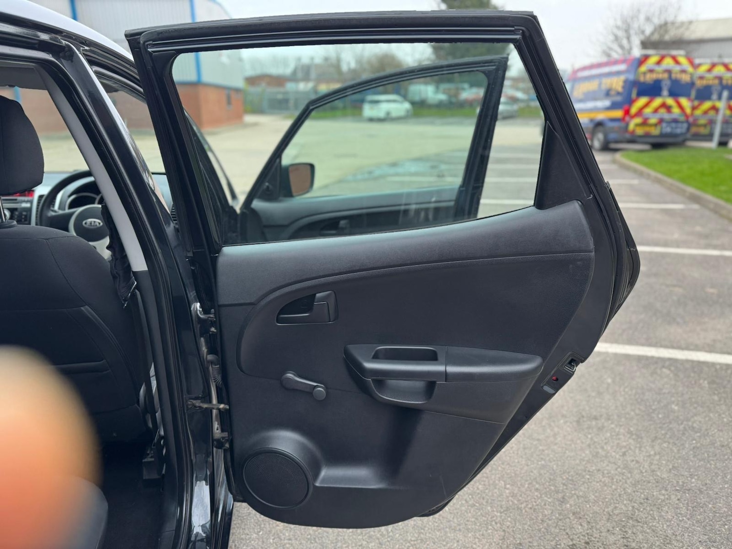 Used Kia Venga 2010 for sale - 77331732: Photo 25