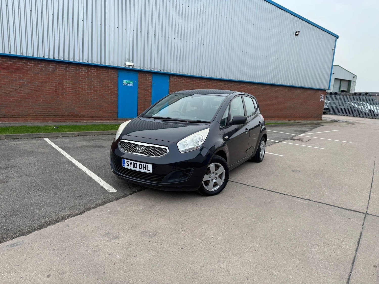 Used Kia Venga 2010 for sale - 77331732: Photo 8