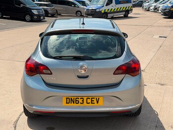 Used Vauxhall Astra 2013 for sale - 79601497: Photo