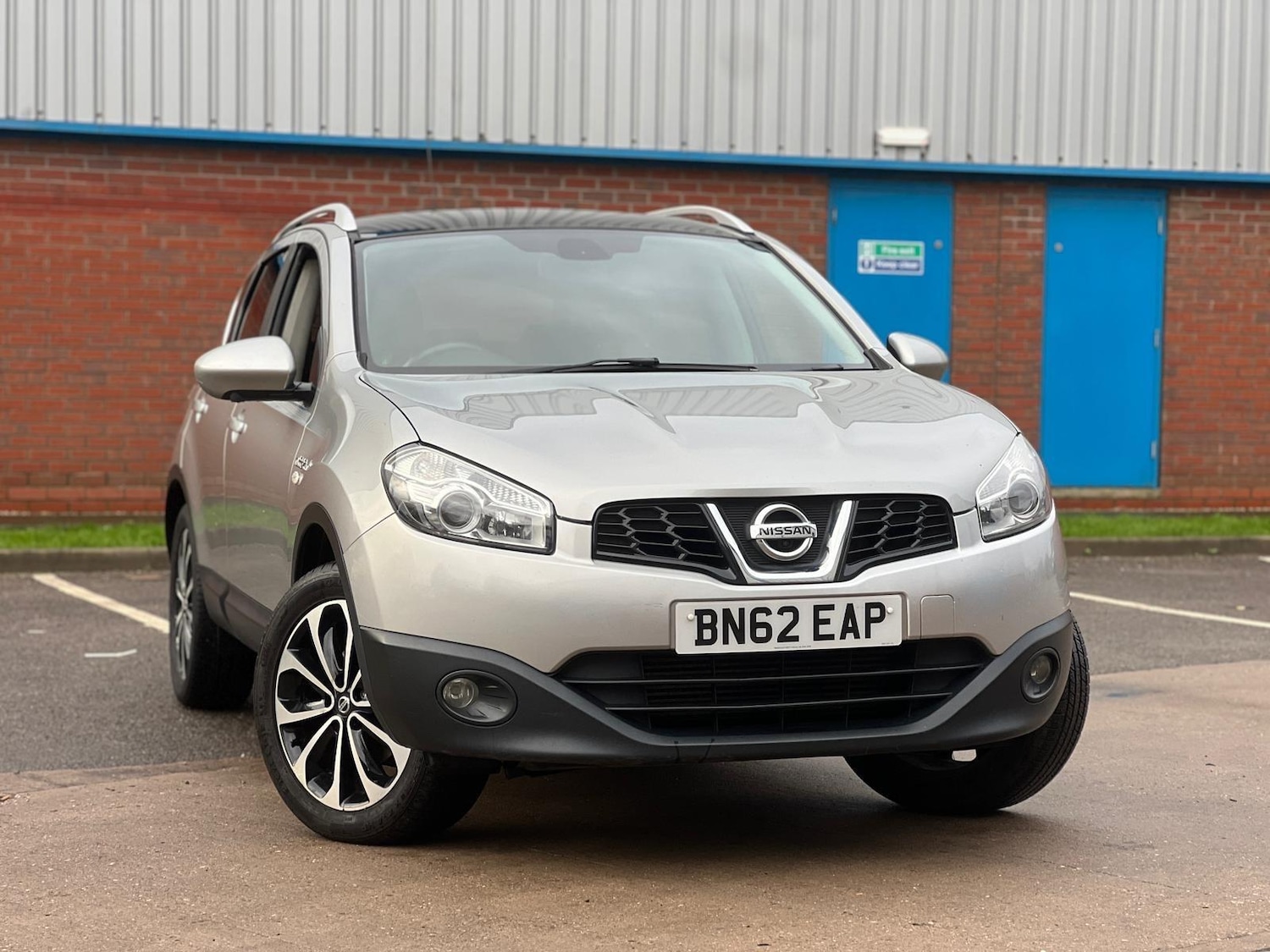 Used Nissan Qashqai 2012 for sale - 76743468: Photo 9