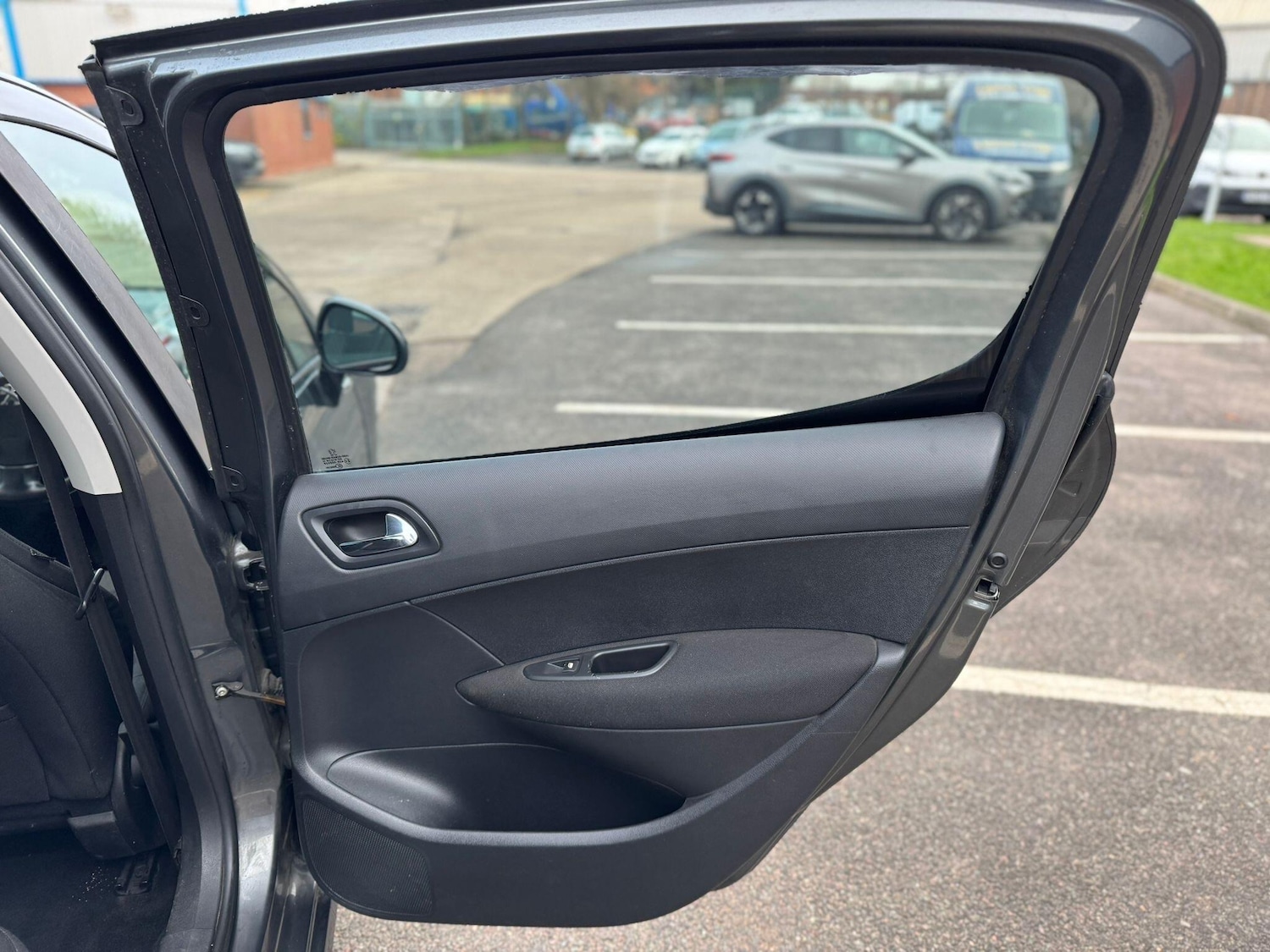 Used Peugeot 308 2013 for sale - 77202718: Photo 15