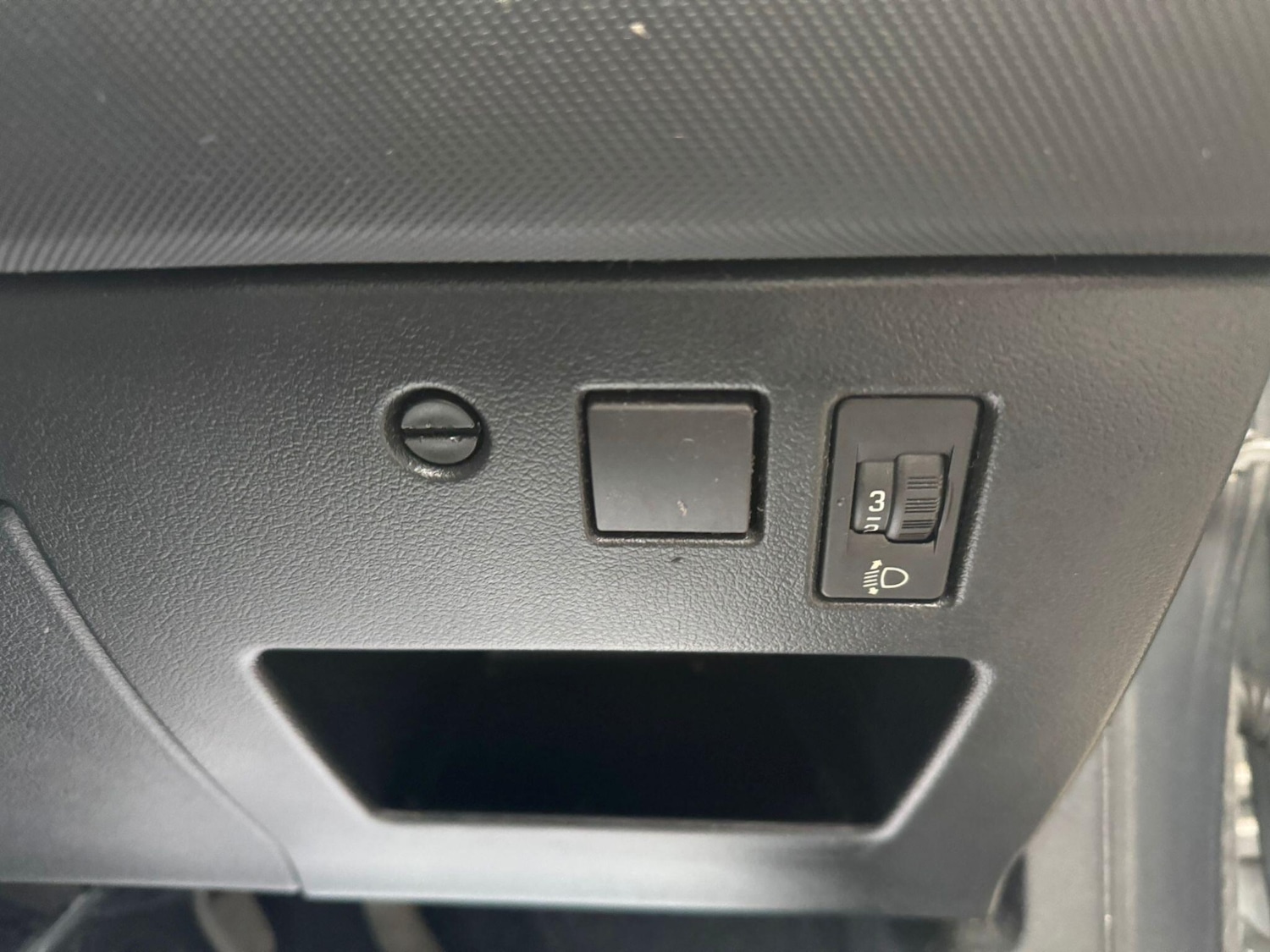 Used Peugeot 308 2013 for sale - 77202718: Photo 17