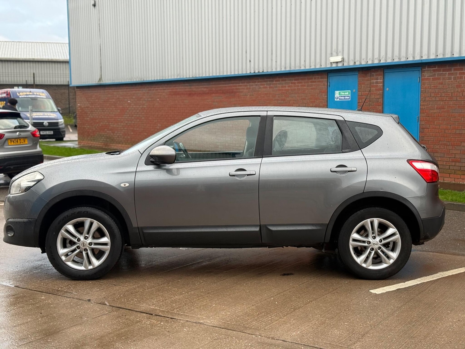 Used Nissan Qashqai 2011 for sale - 77479303: Photo 4