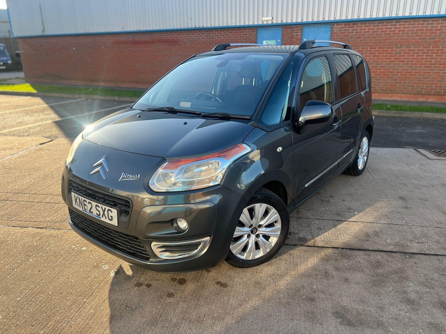 Used Citroen C3 Picasso 2012 for sale - 77097968: Photo 12