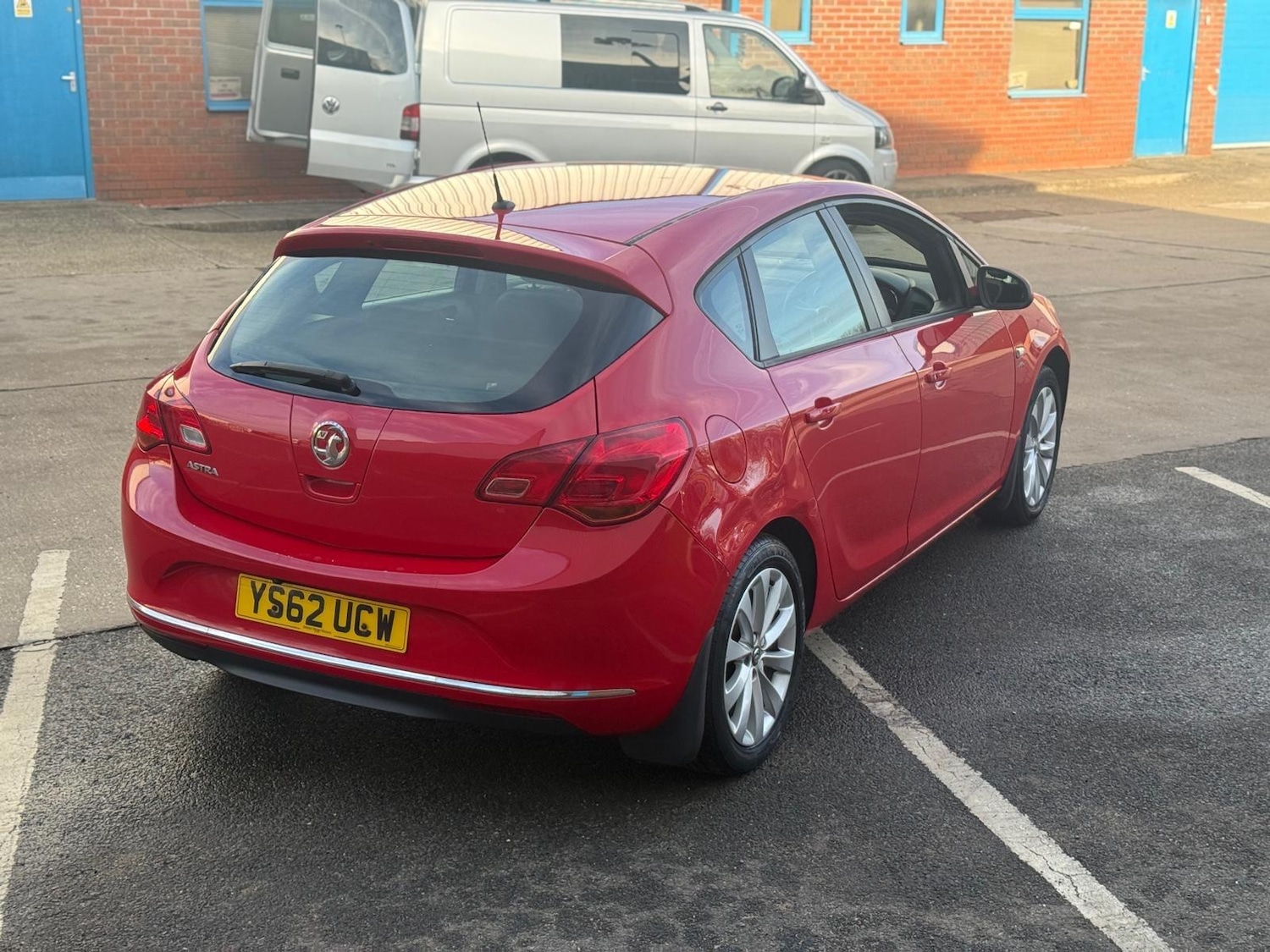 Used Vauxhall Astra 2013 for sale - 76727389: Photo 5