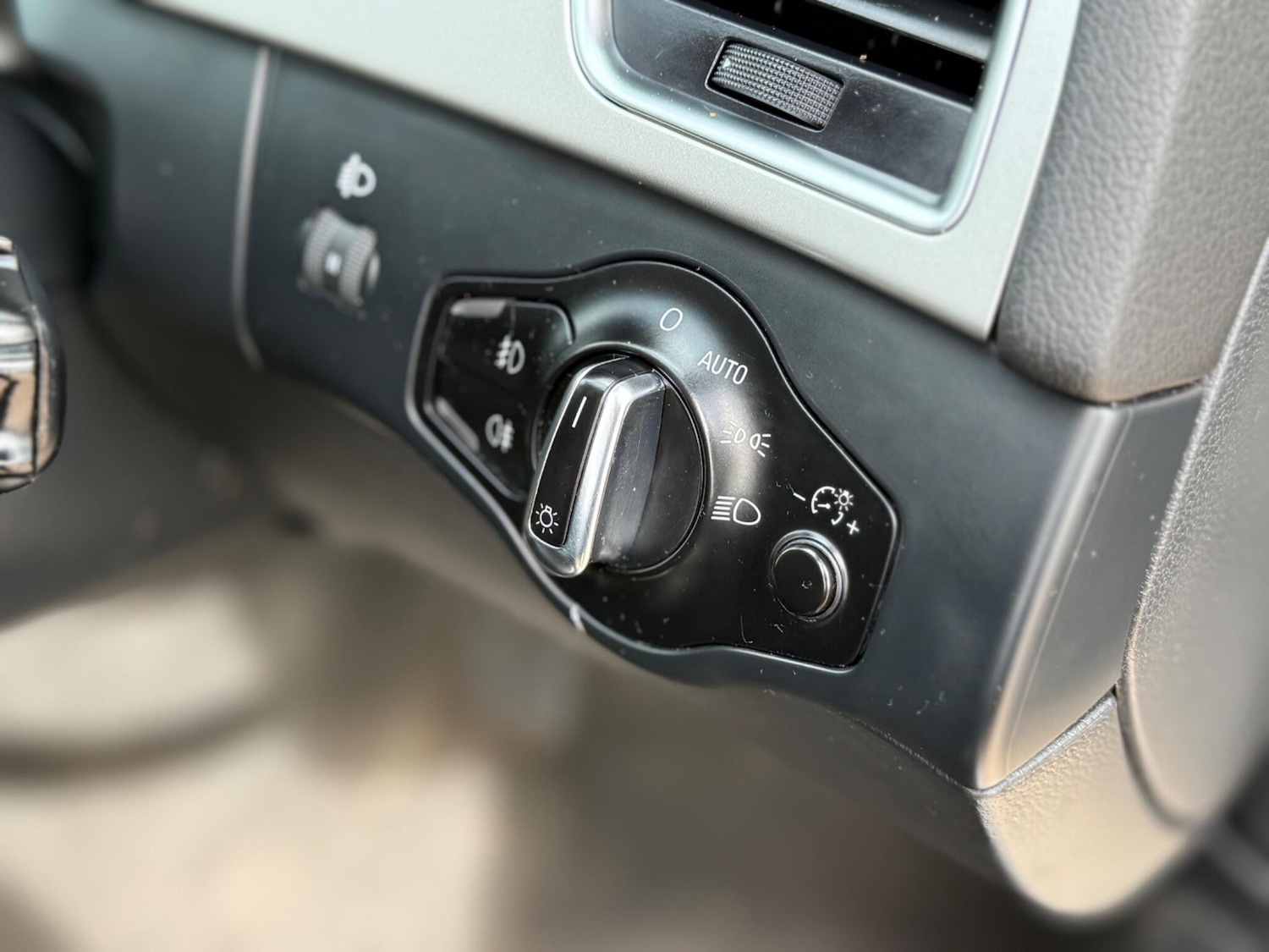 Used Audi A4 for sale - 78214693: Photo 25