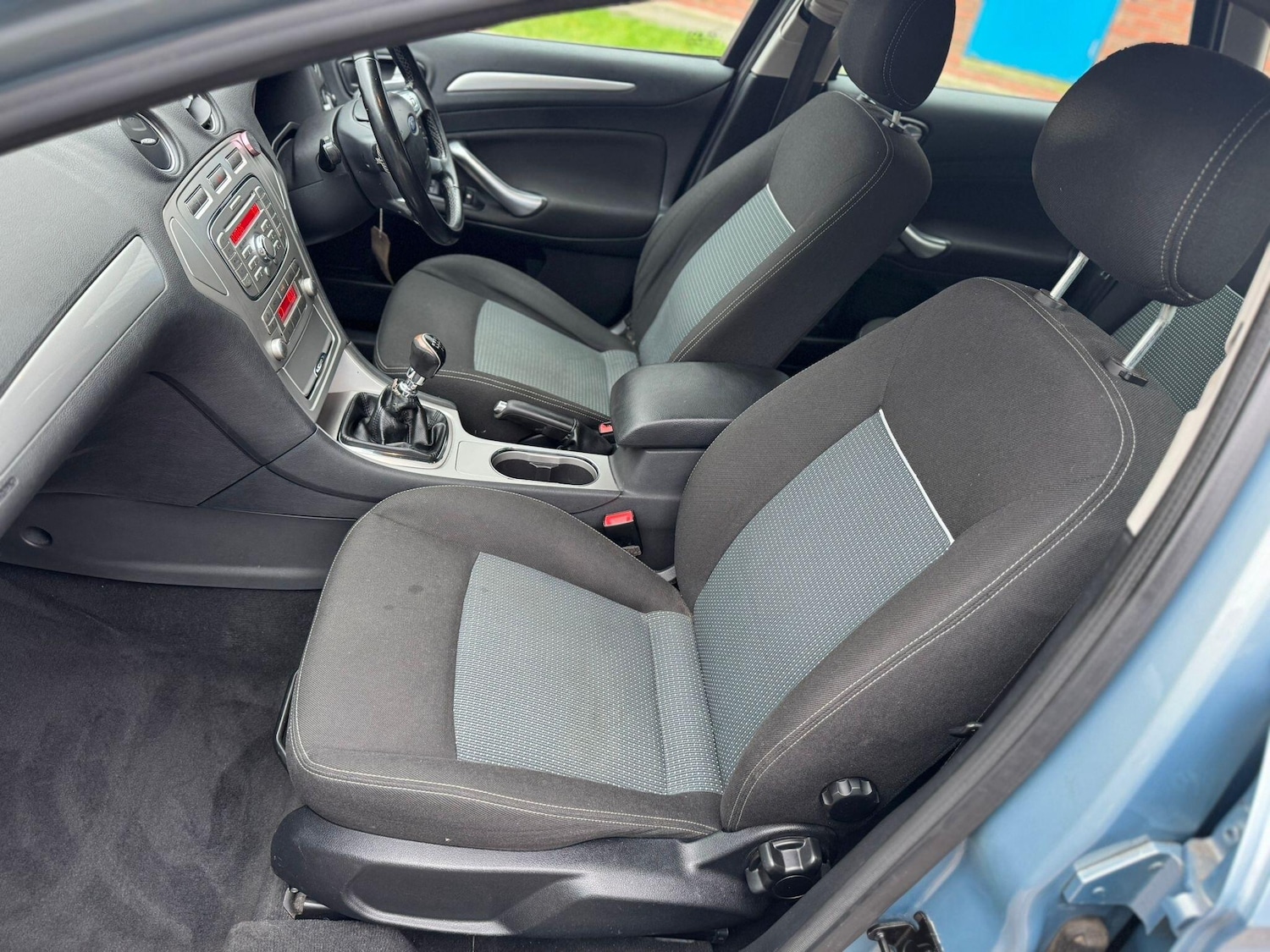 Used Ford Mondeo 2010 for sale - 77538130: Photo 13